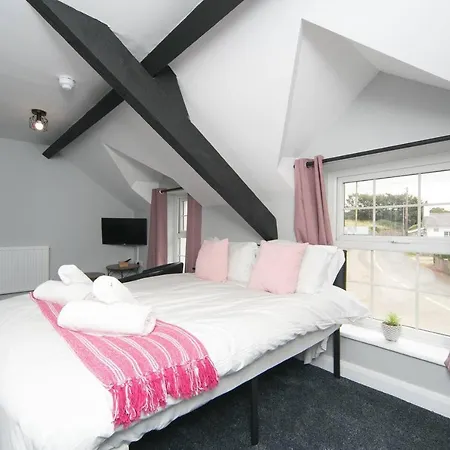 Pass The Keys Modern En-Suite Room In Country Pubrestaurant 2 Llanddona Exterior photo
