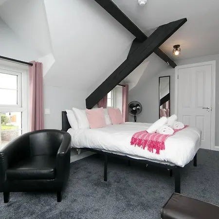 Pass The Keys Modern En-Suite Room In Country Pubrestaurant 2 Llanddona Exterior photo