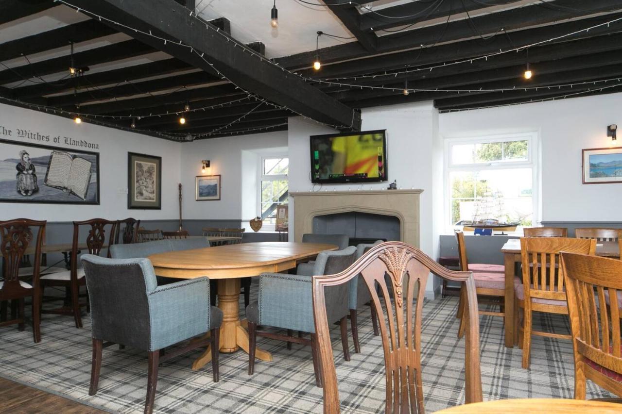 Pass The Keys Modern En-suite In Country Pubrestaurant 2 Апартаменты *